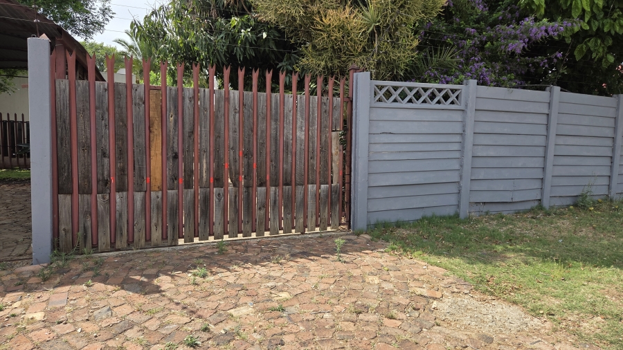 To Let 1 Bedroom Property for Rent in East Lynne Gauteng