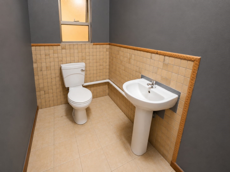 4 Bedroom Property for Sale in Baileys Muckleneuk Gauteng