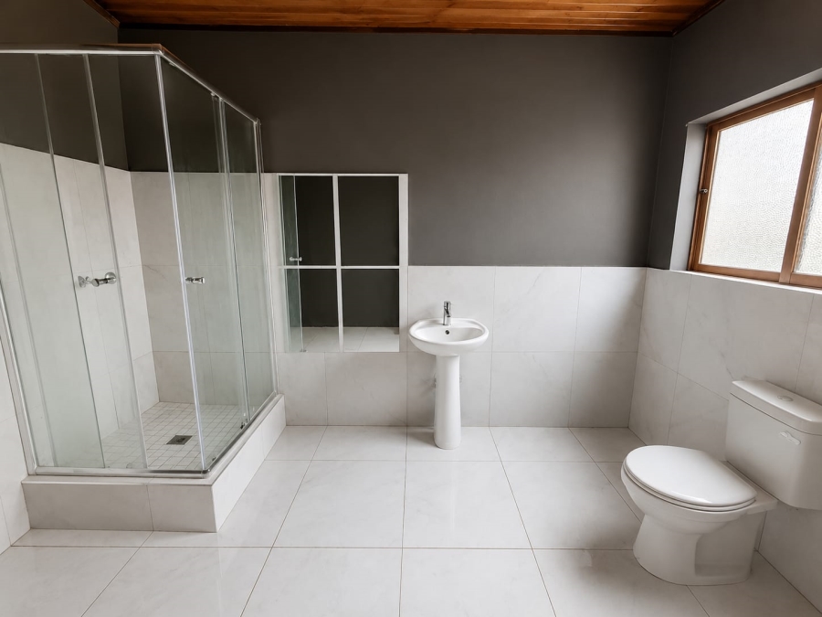 4 Bedroom Property for Sale in Baileys Muckleneuk Gauteng
