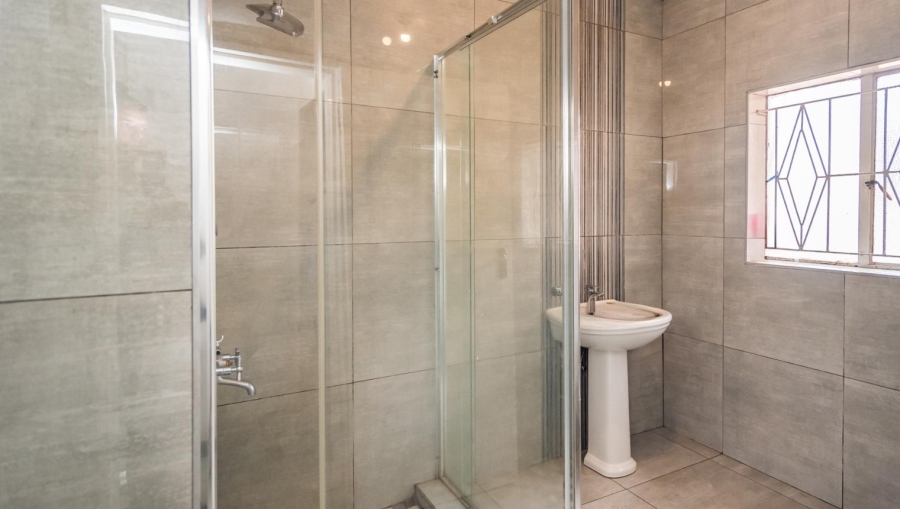 4 Bedroom Property for Sale in Bosmont Gauteng