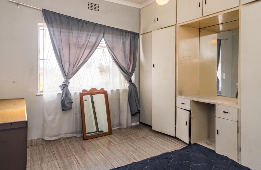 4 Bedroom Property for Sale in Bosmont Gauteng