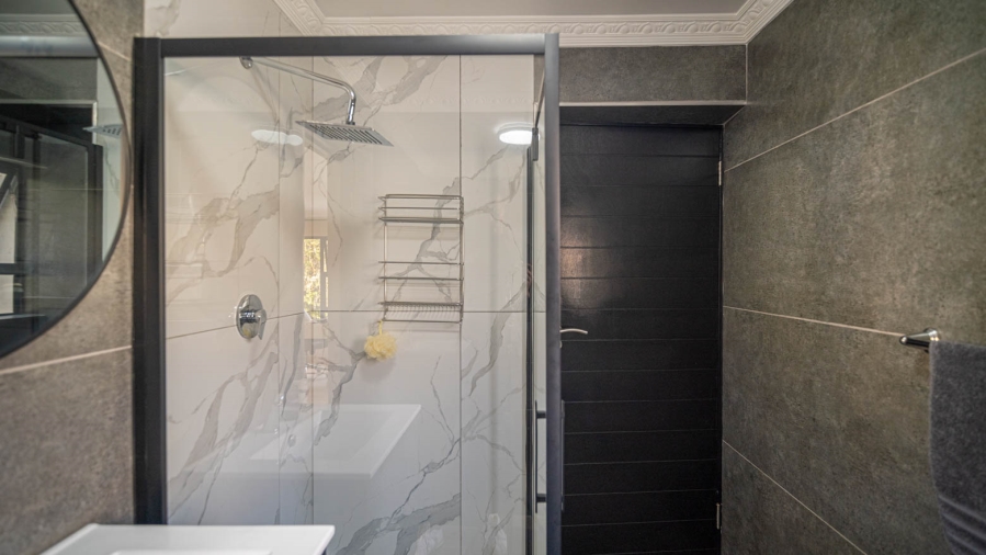 To Let 5 Bedroom Property for Rent in Lonehill Gauteng