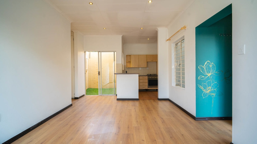 To Let 2 Bedroom Property for Rent in Lonehill Gauteng