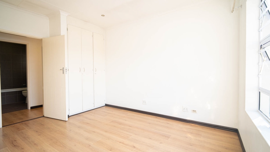 To Let 2 Bedroom Property for Rent in Lonehill Gauteng