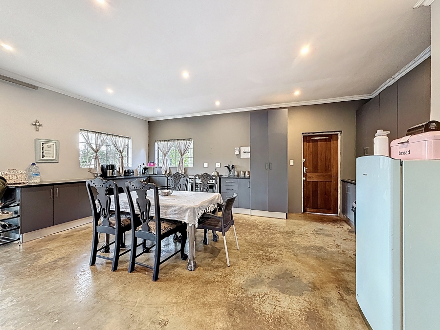 To Let 2 Bedroom Property for Rent in Mooiplaats Gauteng