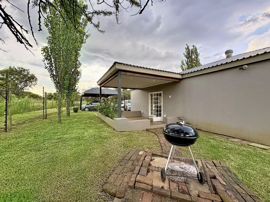 To Let 2 Bedroom Property for Rent in Mooiplaats Gauteng