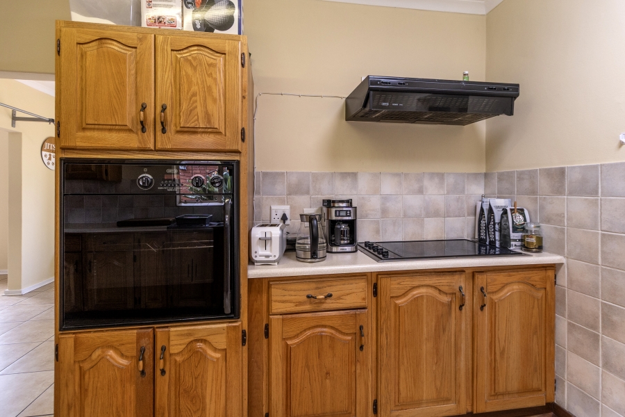 4 Bedroom Property for Sale in Monument Park Gauteng