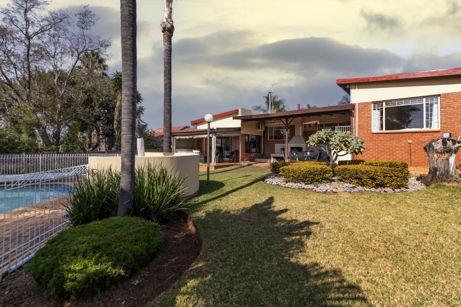 4 Bedroom Property for Sale in Monument Park Gauteng