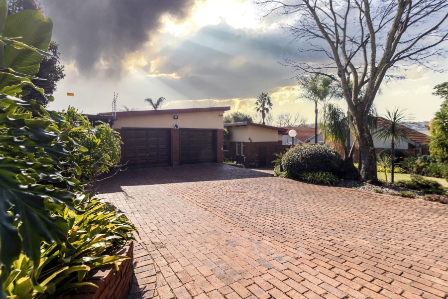 4 Bedroom Property for Sale in Monument Park Gauteng