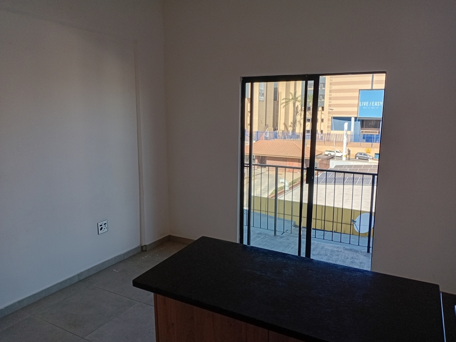 1 Bedroom Property for Sale in Ferndale Gauteng