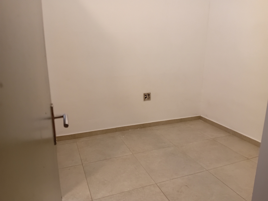 1 Bedroom Property for Sale in Ferndale Gauteng