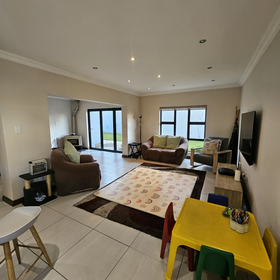 4 Bedroom Property for Sale in Northcliff Gauteng