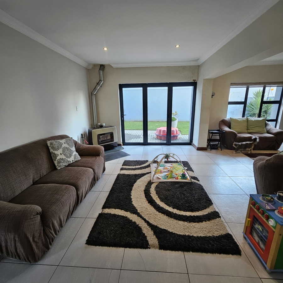 4 Bedroom Property for Sale in Northcliff Gauteng