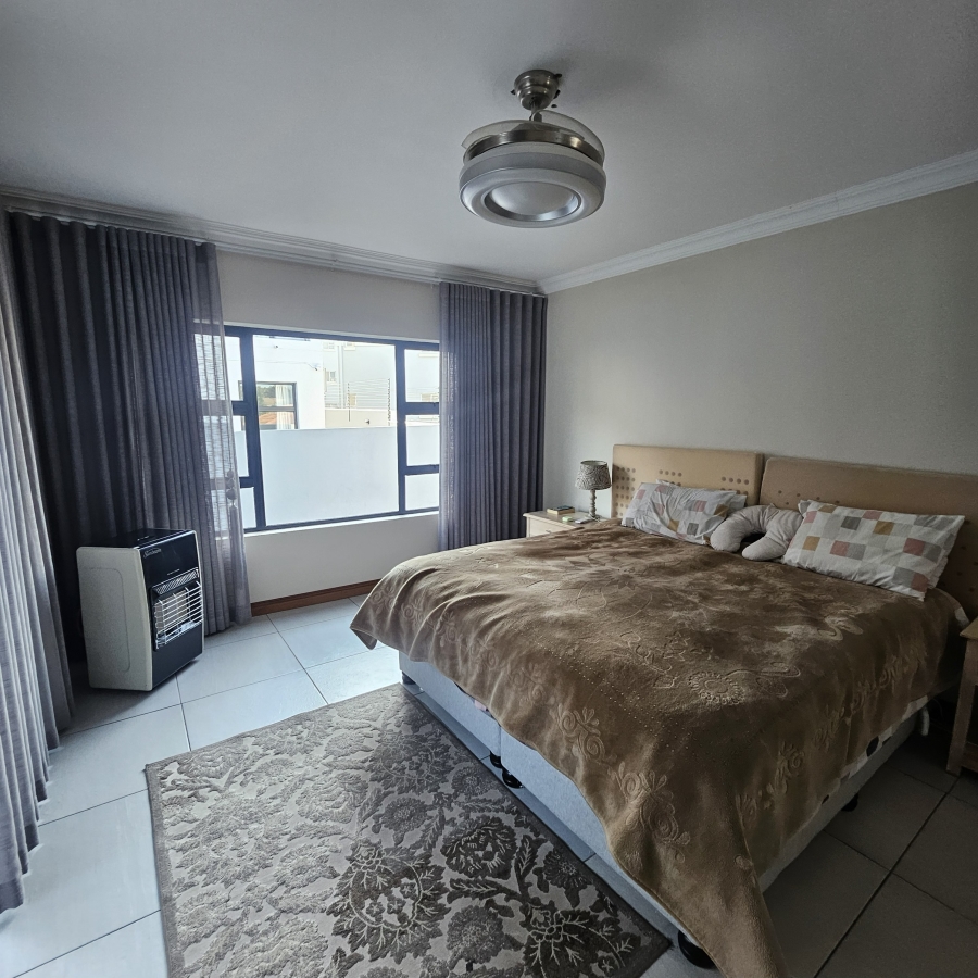 4 Bedroom Property for Sale in Northcliff Gauteng