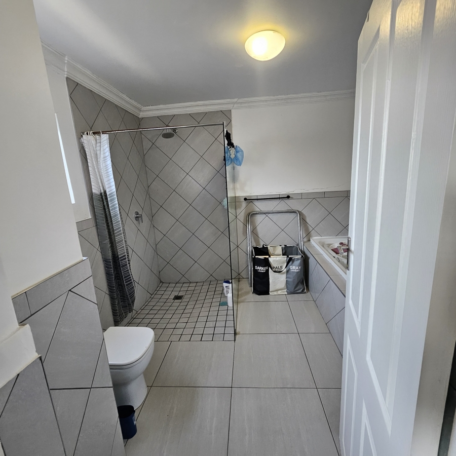 4 Bedroom Property for Sale in Northcliff Gauteng