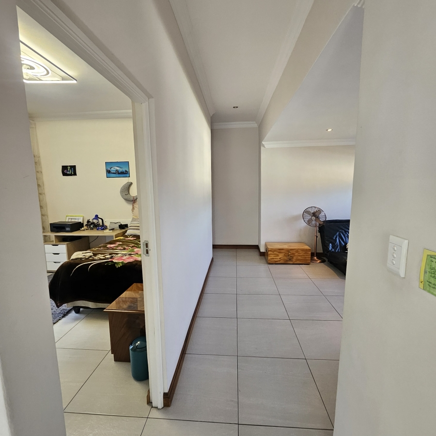 4 Bedroom Property for Sale in Northcliff Gauteng