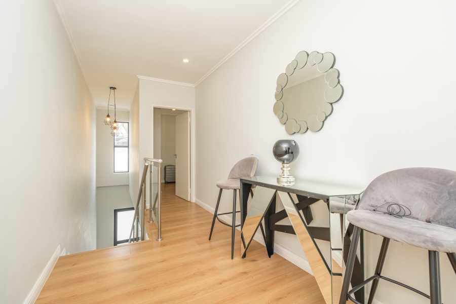 2 Bedroom Property for Sale in Craighall Gauteng