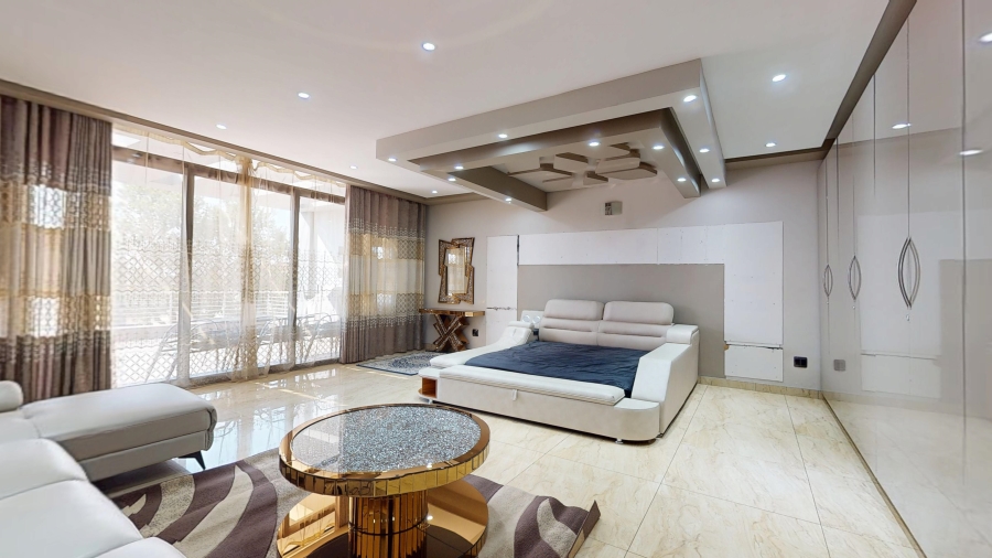 To Let 5 Bedroom Property for Rent in Parkhaven Gauteng