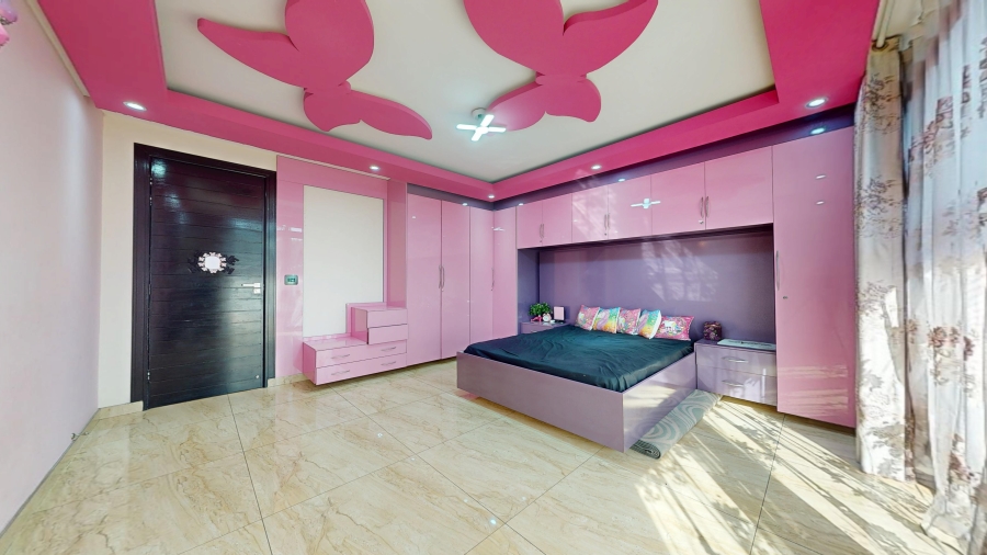 To Let 5 Bedroom Property for Rent in Parkhaven Gauteng