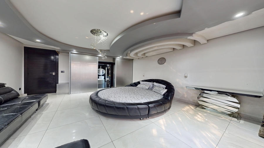 To Let 5 Bedroom Property for Rent in Parkhaven Gauteng