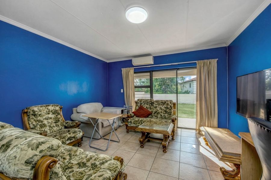 2 Bedroom Property for Sale in Broadacres Gauteng