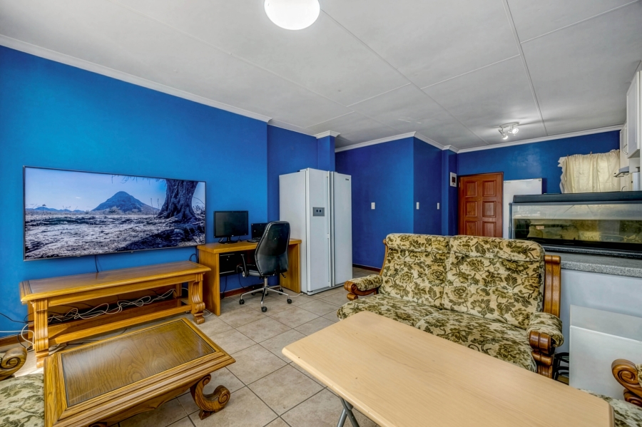 2 Bedroom Property for Sale in Broadacres Gauteng