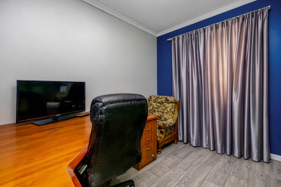 2 Bedroom Property for Sale in Broadacres Gauteng