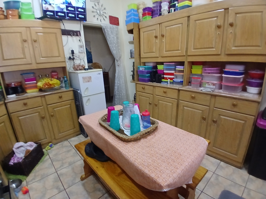 4 Bedroom Property for Sale in Dunnottar Gauteng