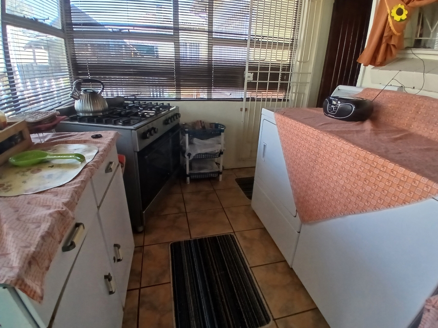 4 Bedroom Property for Sale in Dunnottar Gauteng