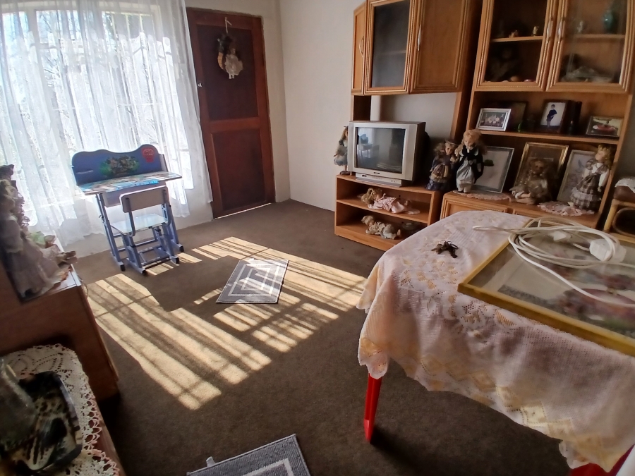 4 Bedroom Property for Sale in Dunnottar Gauteng