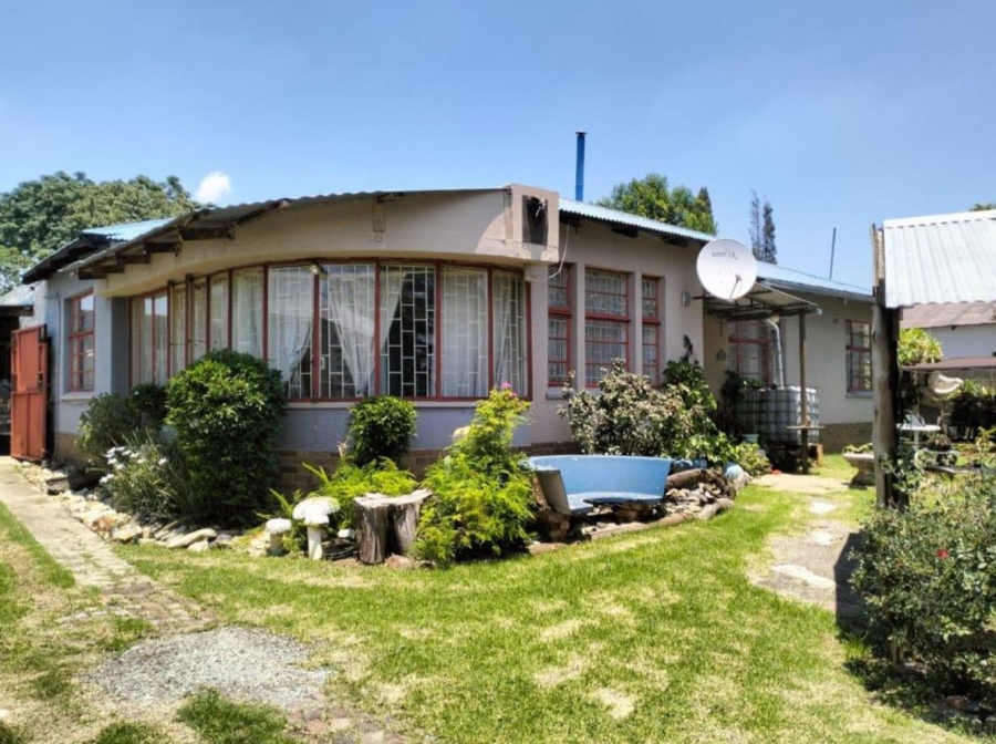 5 Bedroom Property for Sale in Dunnottar Gauteng