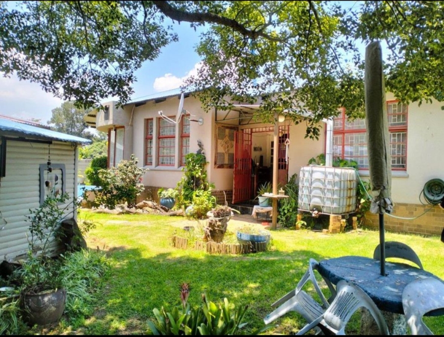 5 Bedroom Property for Sale in Dunnottar Gauteng