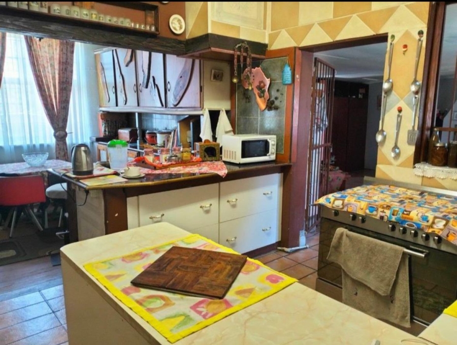 5 Bedroom Property for Sale in Dunnottar Gauteng