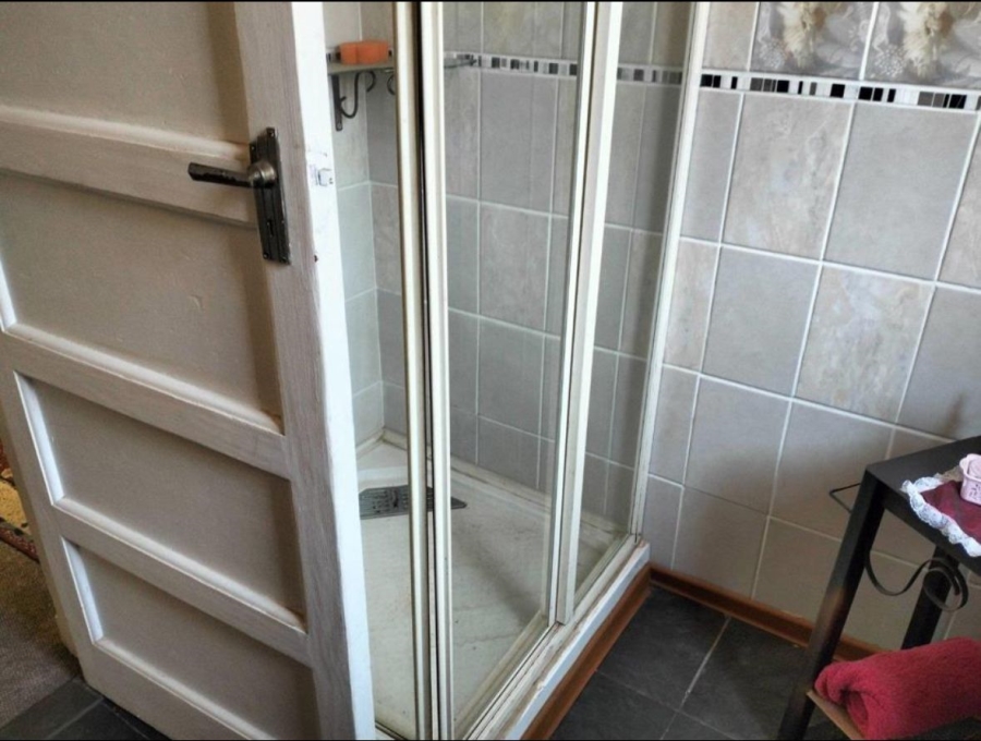 5 Bedroom Property for Sale in Dunnottar Gauteng