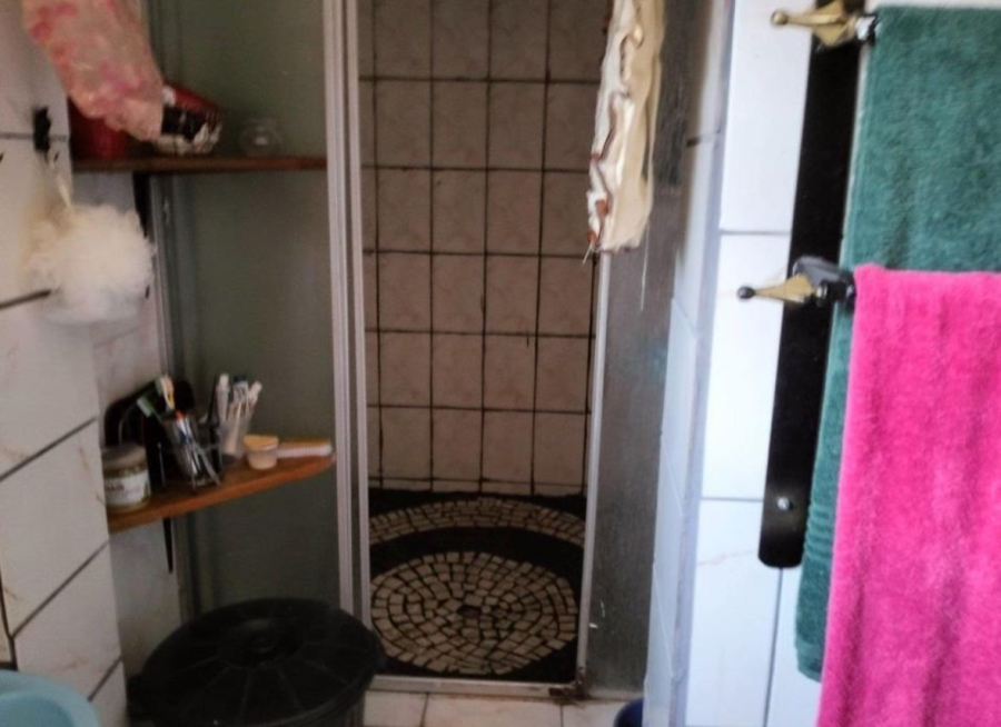 5 Bedroom Property for Sale in Dunnottar Gauteng
