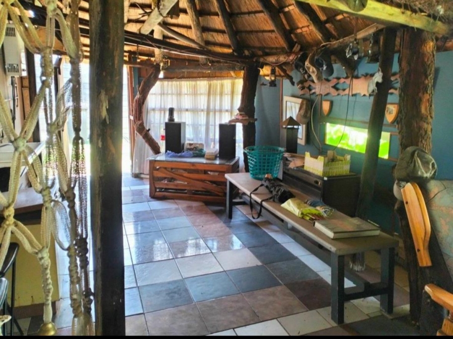 5 Bedroom Property for Sale in Dunnottar Gauteng