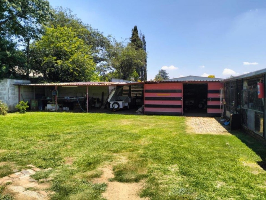 5 Bedroom Property for Sale in Dunnottar Gauteng