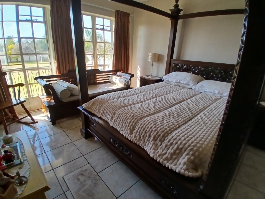 3 Bedroom Property for Sale in Dunnottar Gauteng