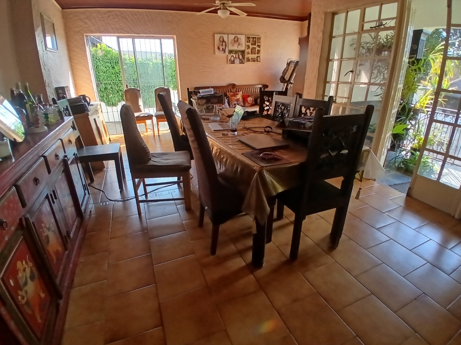 3 Bedroom Property for Sale in Dunnottar Gauteng