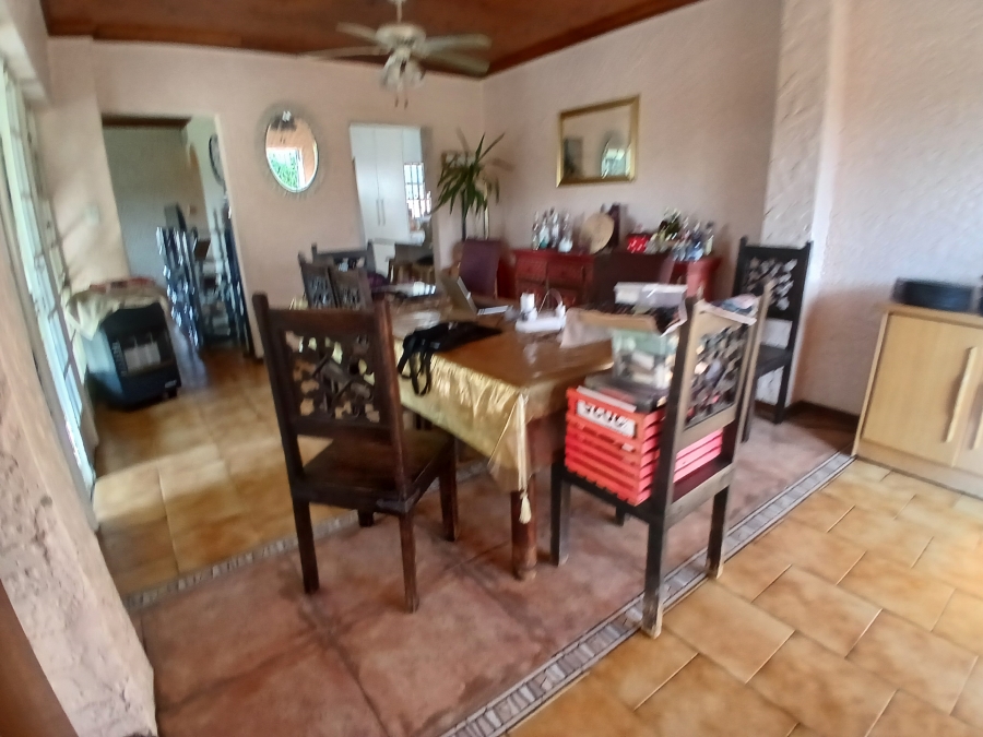 3 Bedroom Property for Sale in Dunnottar Gauteng
