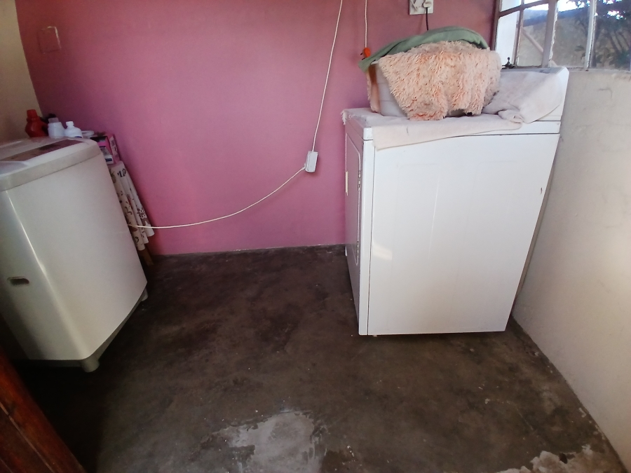 3 Bedroom Property for Sale in Dunnottar Gauteng