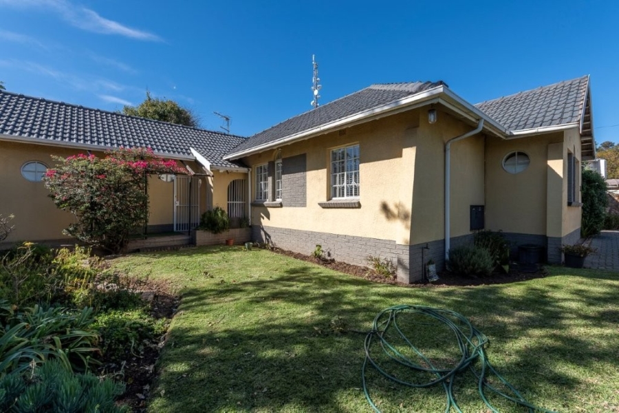 2 Bedroom Property for Sale in Linmeyer Gauteng
