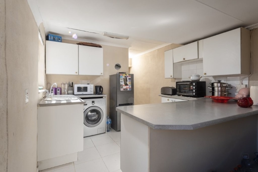 2 Bedroom Property for Sale in Linmeyer Gauteng