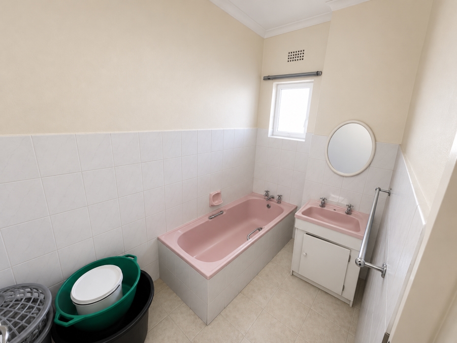 2 Bedroom Property for Sale in Rosettenville Gauteng