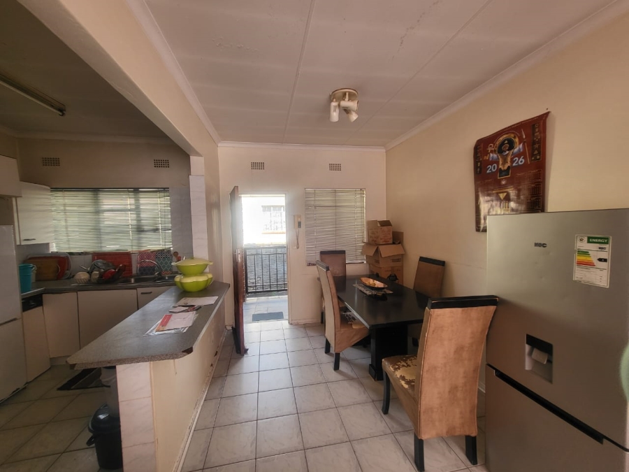 2 Bedroom Property for Sale in Rosettenville Gauteng