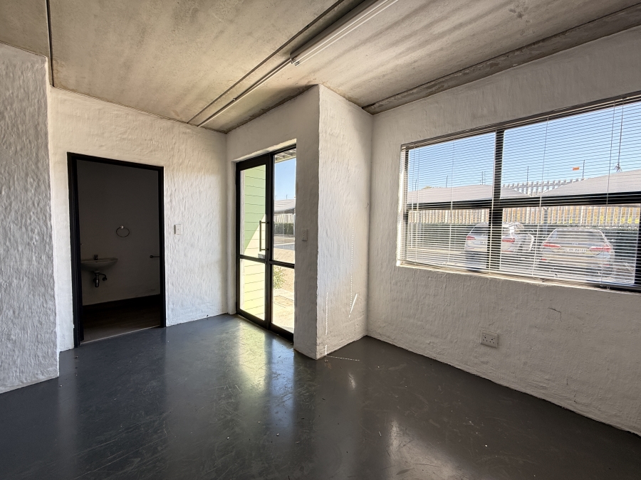 To Let Commercial Property for Rent in President Park Gauteng