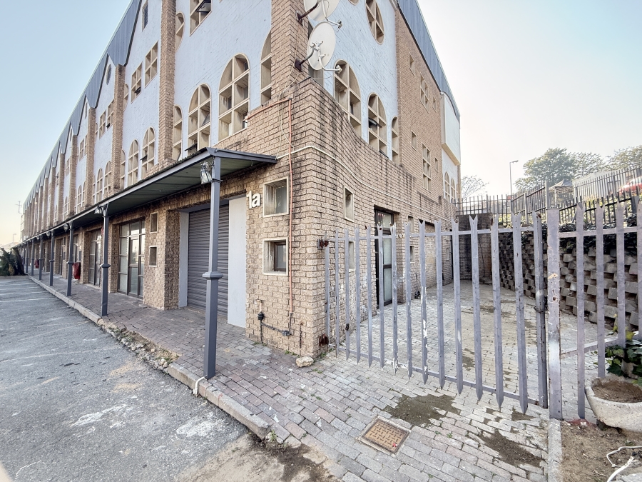 To Let Commercial Property for Rent in Halfway House Gauteng
