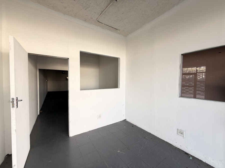 To Let Commercial Property for Rent in Halfway House Gauteng