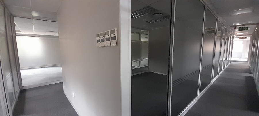 To Let Commercial Property for Rent in Faerie Glen Gauteng