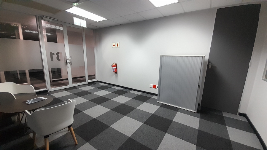 To Let Commercial Property for Rent in Faerie Glen Gauteng